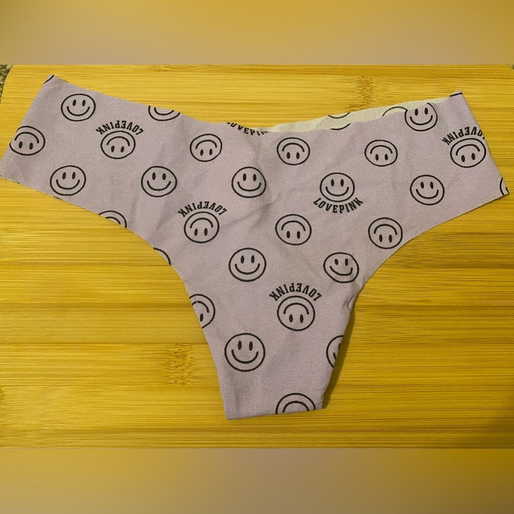 PINK Smiley face underwear